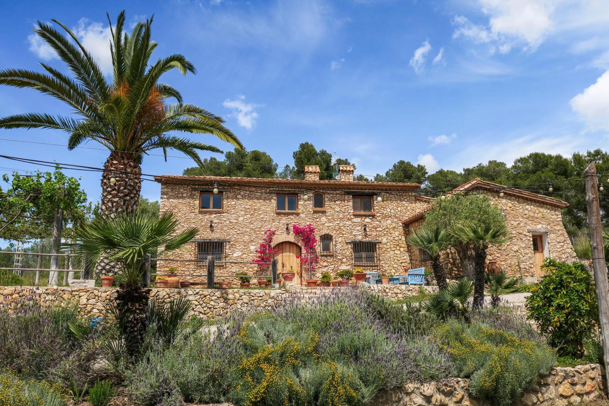 Masia Pou De La Vinya Sitges Zewnętrze zdjęcie