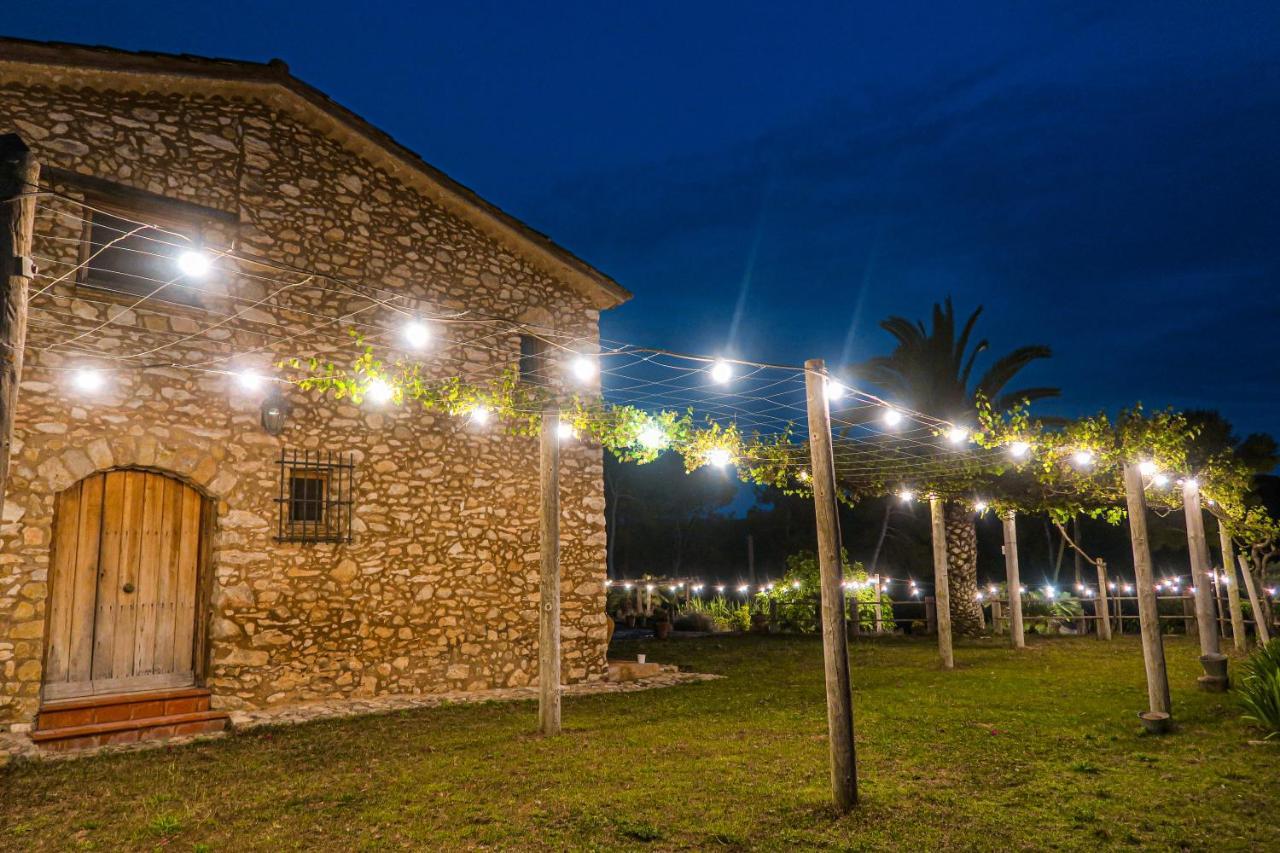 Masia Pou De La Vinya Sitges Zewnętrze zdjęcie